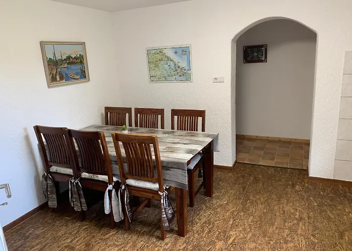 Useinseldom Katschow